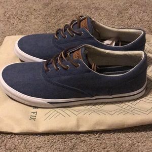 Sperry Canvas Lace Up Shoe